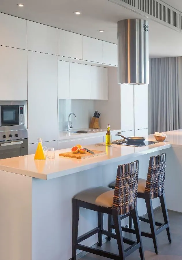 The Residences Caesars Palace Bluewaters Dubai 5*,  Förenade Arabemiraten