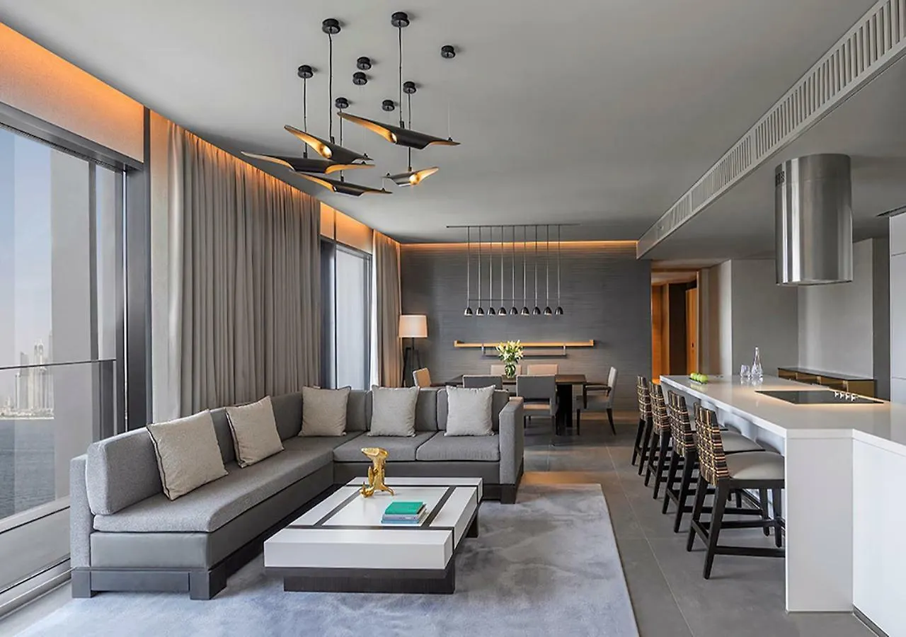 The Residences Caesars Palace Bluewaters Dubai 5*,  Förenade Arabemiraten